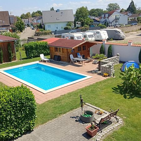 Ferienwohnungen Zur Elz - Traumhafte 160 Qm Wohnung Mit Pool Und Garten Naehe Des Europaparks Kappel-Grafenhausen Eksteriør billede